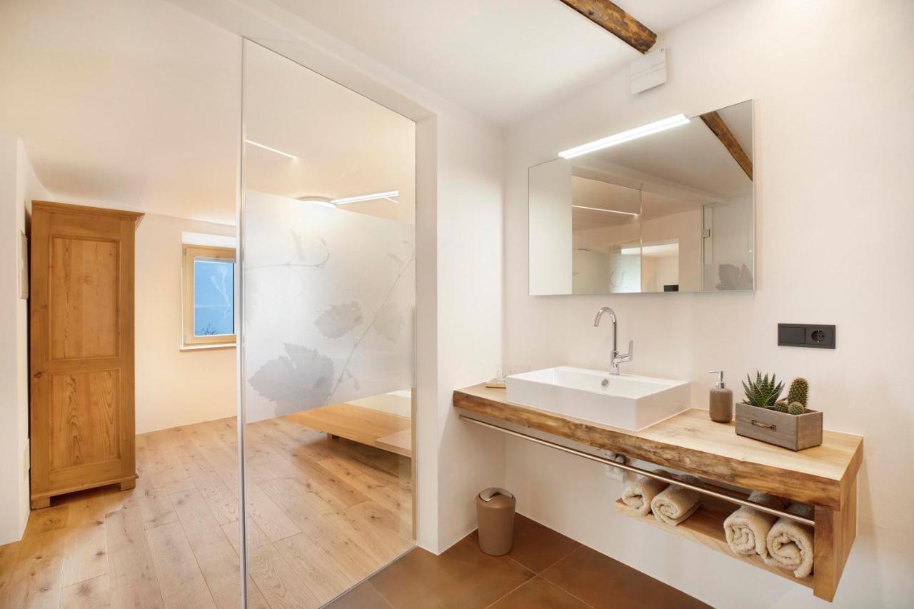 Brantenhof Ferienwohnung Vinea Cortaccia Buitenkant foto